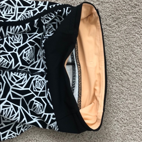 Lululemon Leggings Cropped Pants - Picture 6 of 8